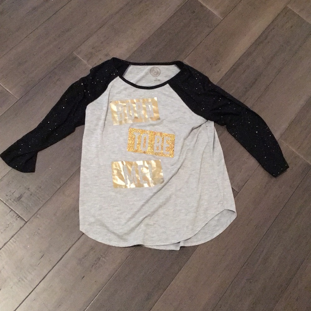 Girls shirt.